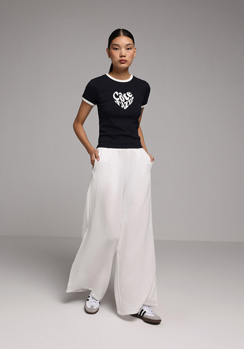 Regular Fit Yüksel Bel Geniş Paça Kadın Beyaz Pantolon