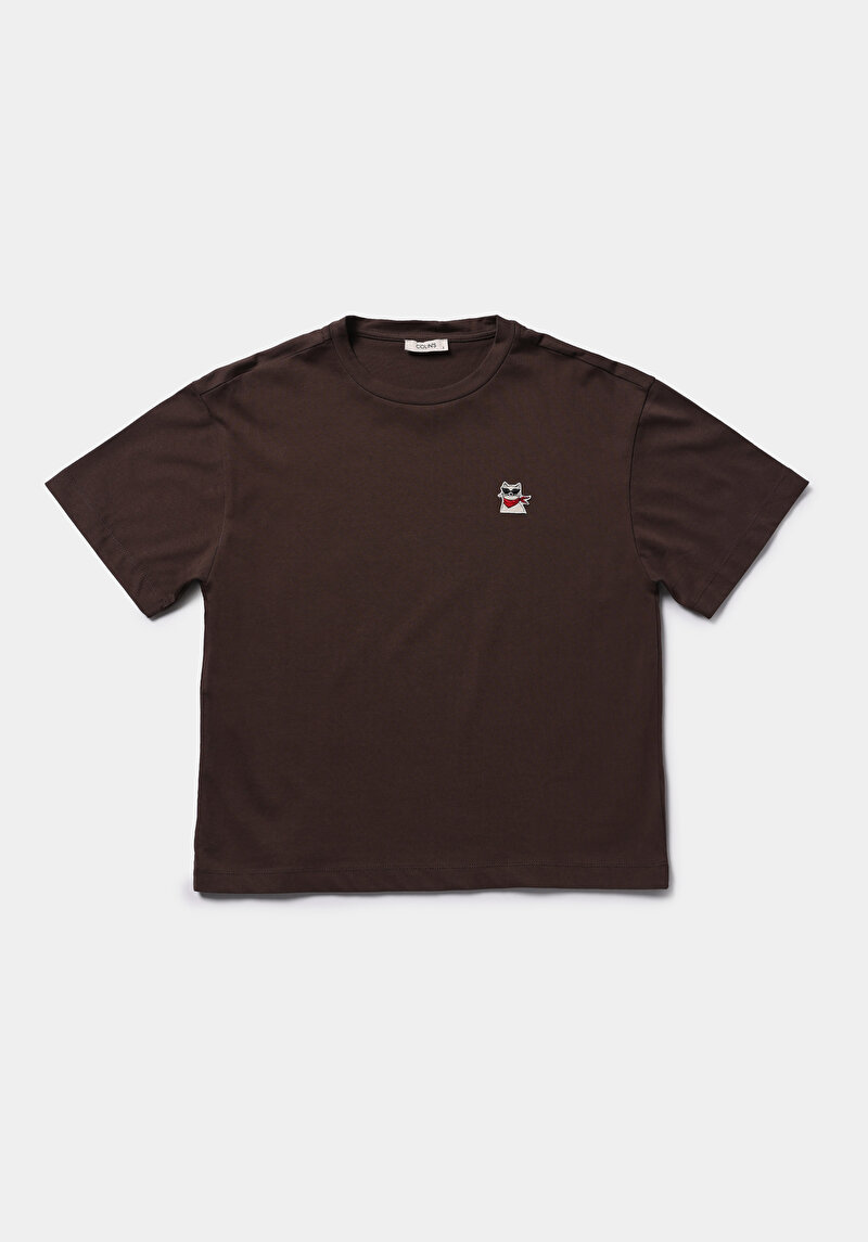 Boyfriend Fit Yuvarlak Yaka Nakışlı Kadın Kahverengi Kısa Kol Tişört