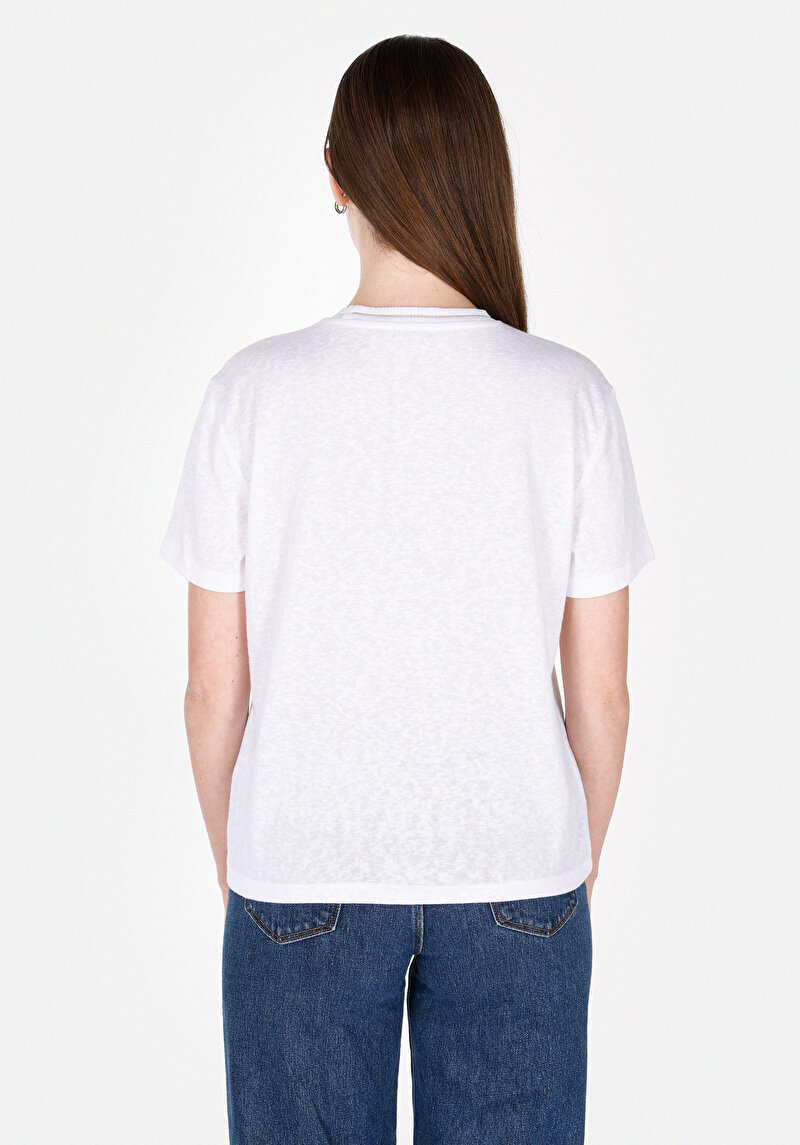 Regular Fit Yuvarlak Yaka Düz Kadın Beyaz Kısa Kol Tişört