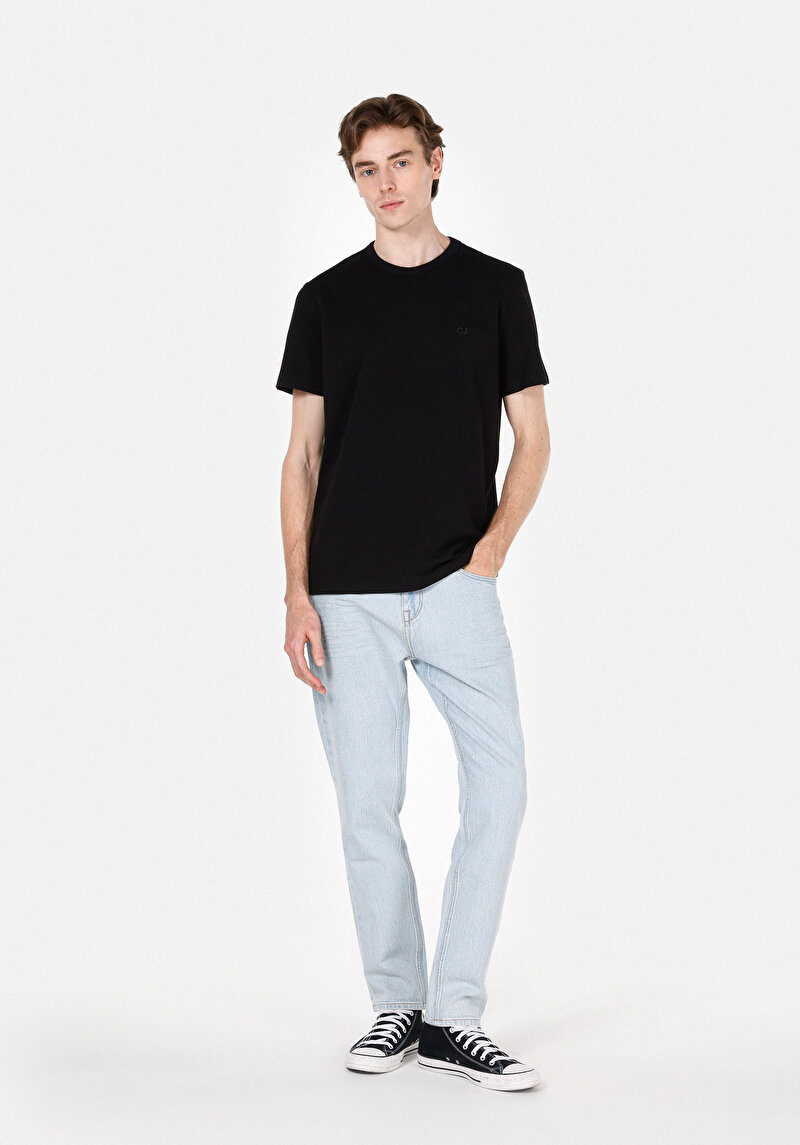 Regular Fit Yuvarlak Yaka Düz Erkek Siyah Kısa Kol Tişört