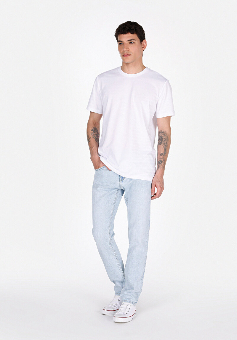 Regular Fit Yuvarlak Yaka Jakarlı Erkek Beyaz Kısa Kol Tişört