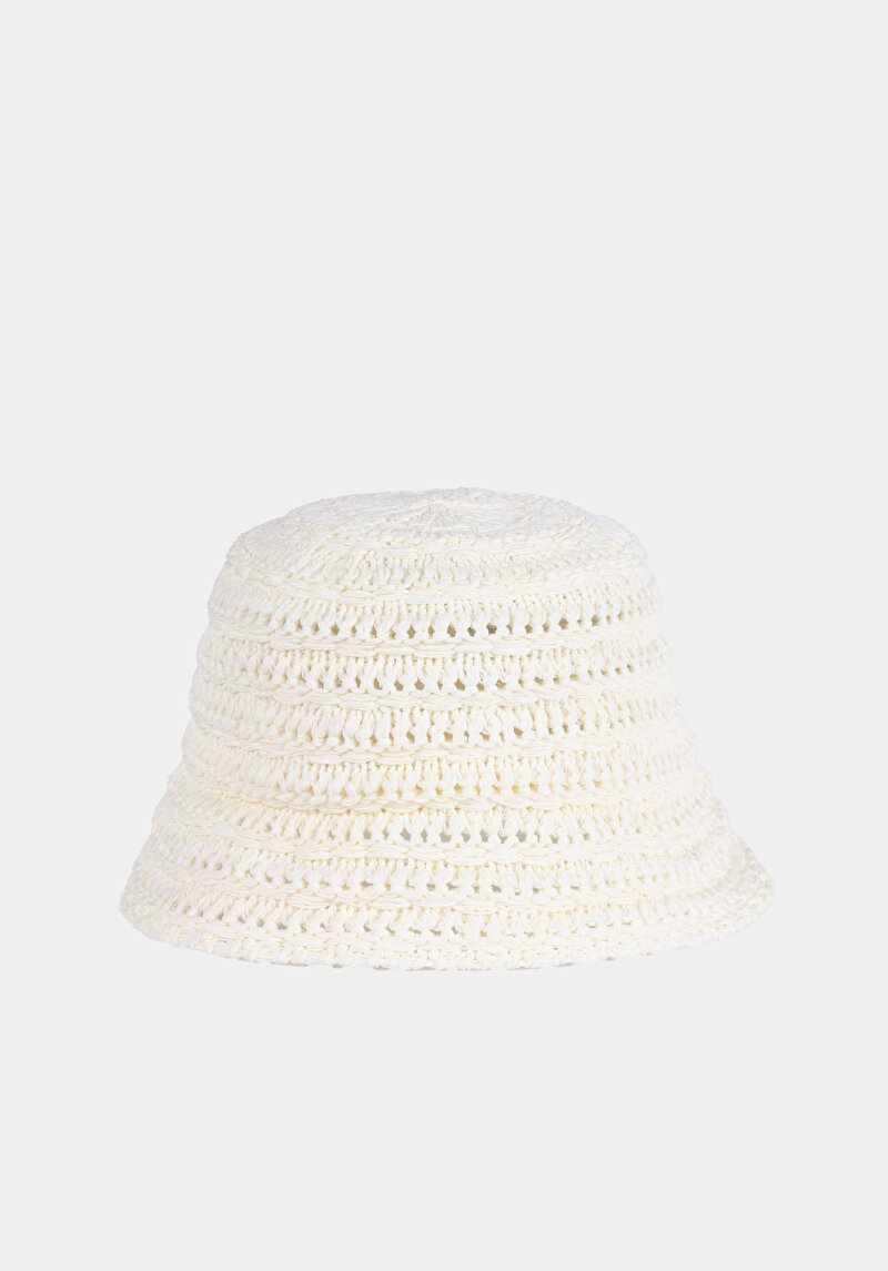 Kadın  Ekru Şapka