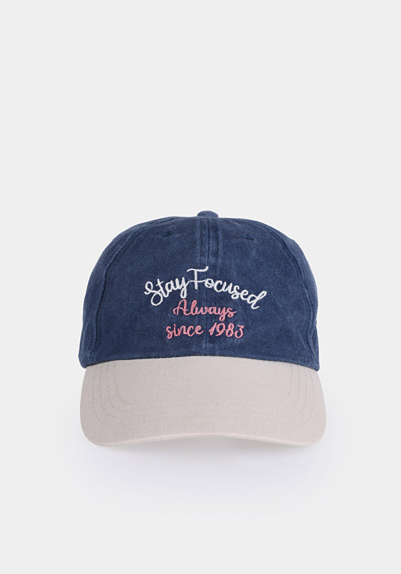 Kadın Lacivert Şapka