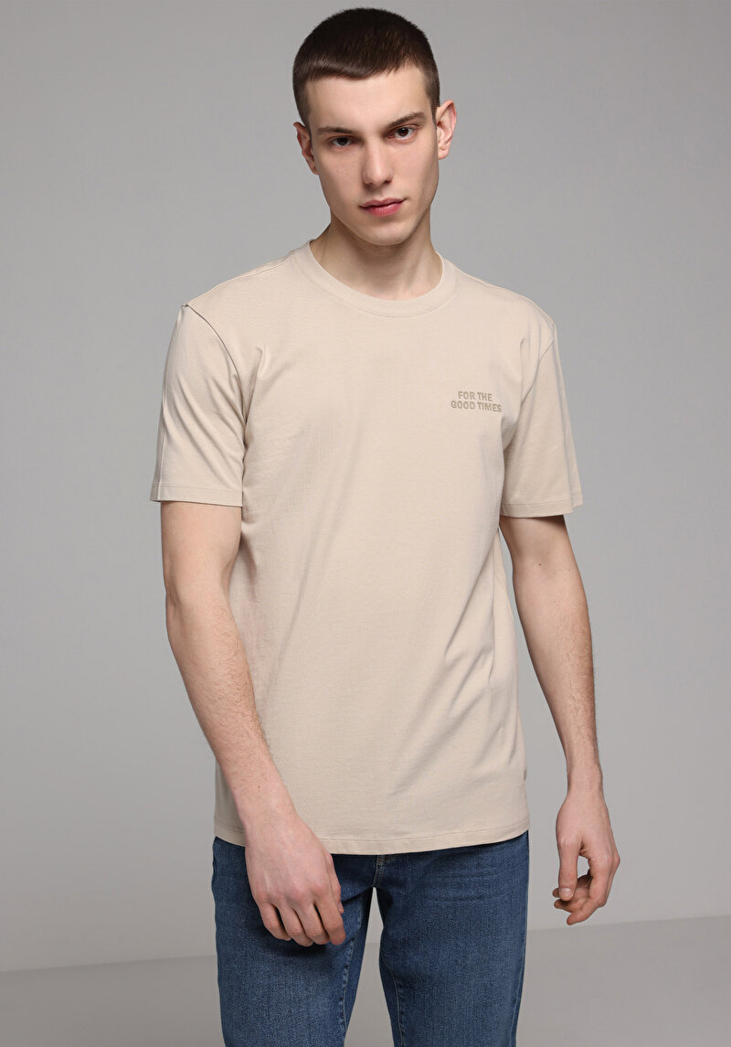 Regular Fit Yuvarlak Yaka Düz Erkek Bej Kısa Kol Tişört