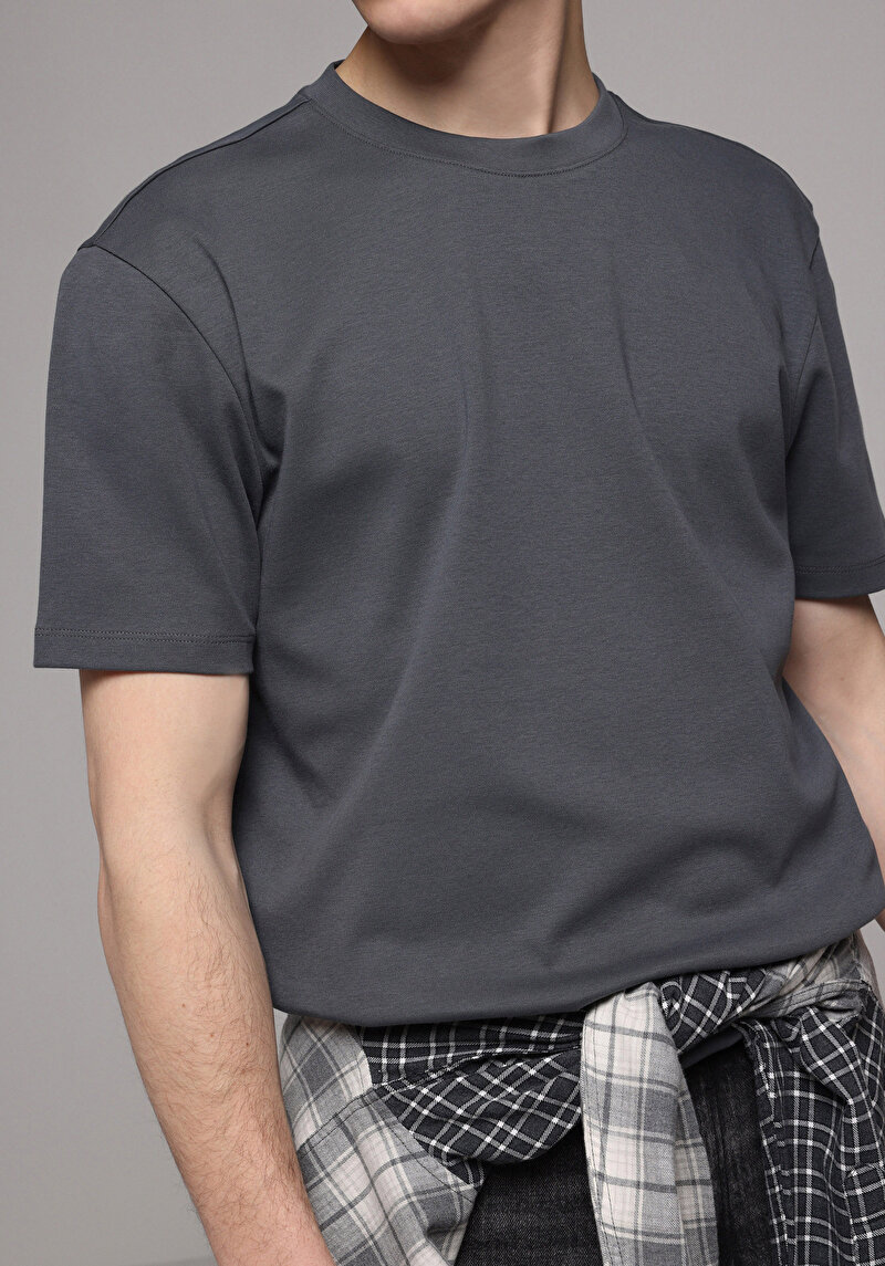 Regular Fit Yuvarlak Yaka Düz Erkek Antrasit Kısa Kol Tişört