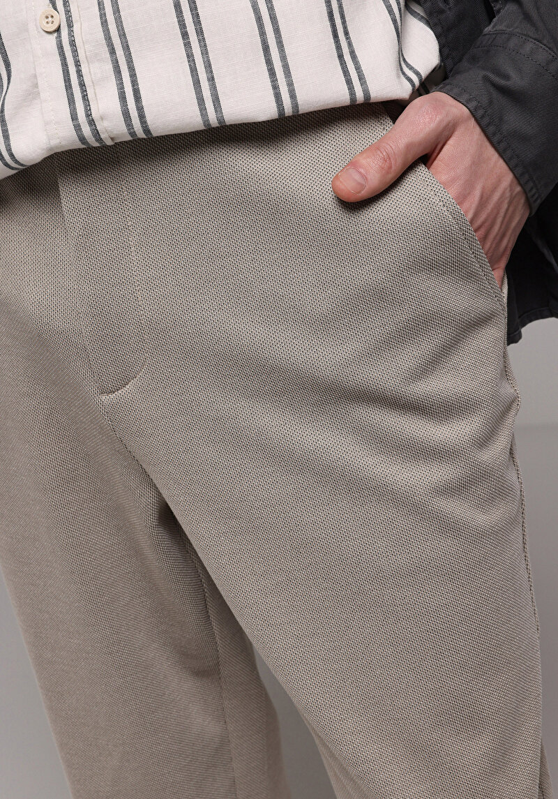 Regular Fit Orta Bel Düz Paça Erkek Bej  Pantolon