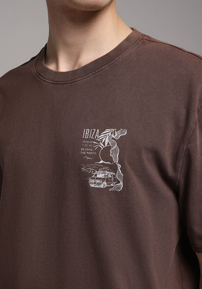 Comfort Fit Yuvarlak Yaka Düz Erkek Kahverengi Kısa Kol Tişört