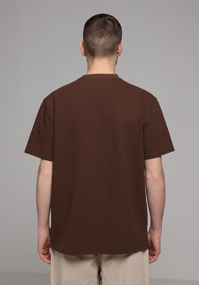 Comfort Fit Yuvarlak Yaka Düz Erkek Kahverengi Kısa Kol Tişört