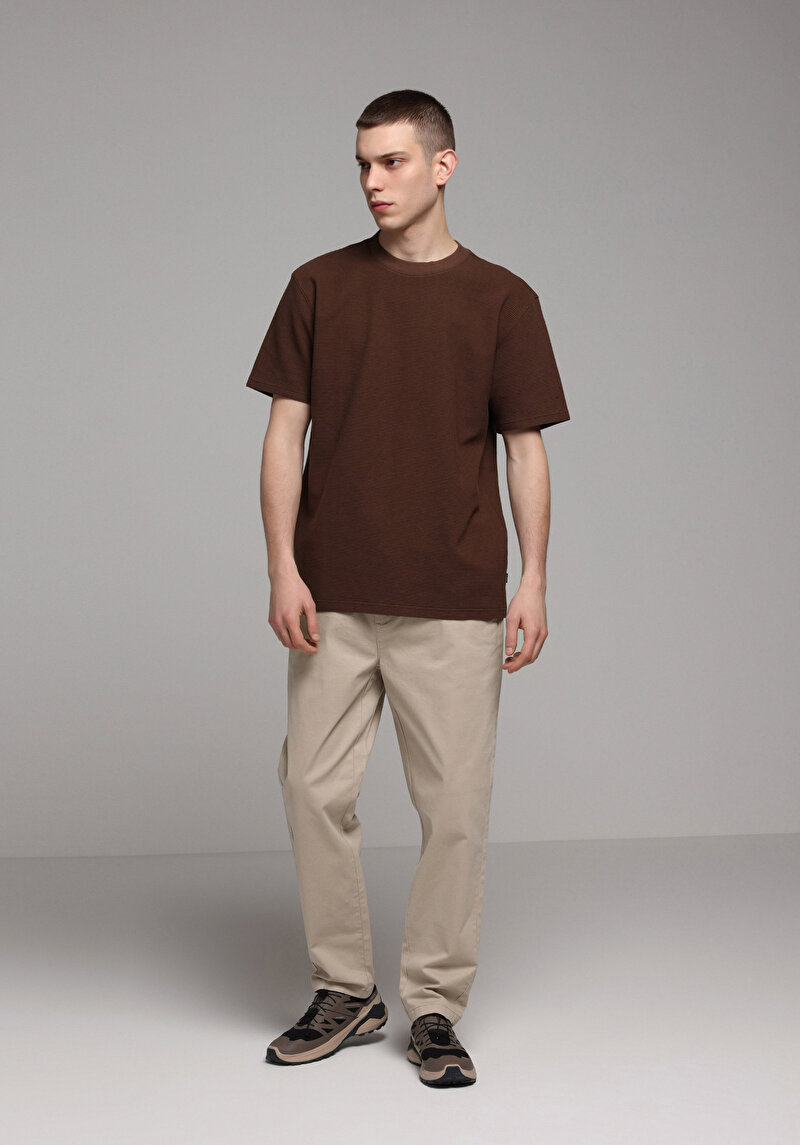 Comfort Fit Yuvarlak Yaka Düz Erkek Kahverengi Kısa Kol Tişört