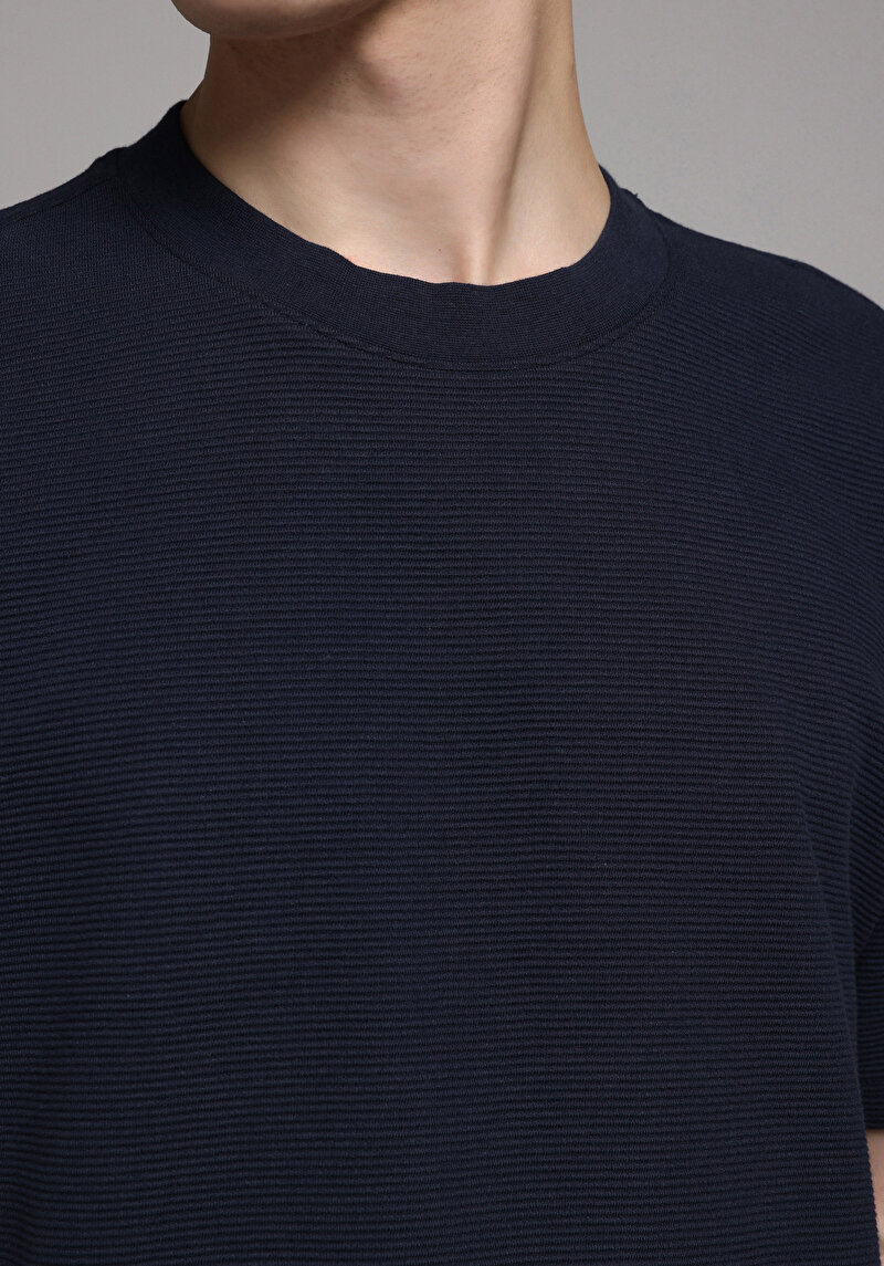 Comfort Fit Yuvarlak Yaka Düz Erkek Lacivert Kısa Kol Tişört