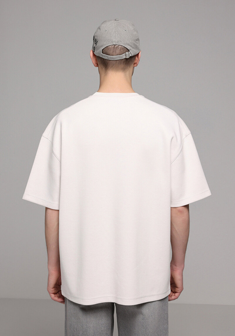 Oversize Fit Yuvarlak Yaka Düz Erkek Bej Kısa Kol Tişört