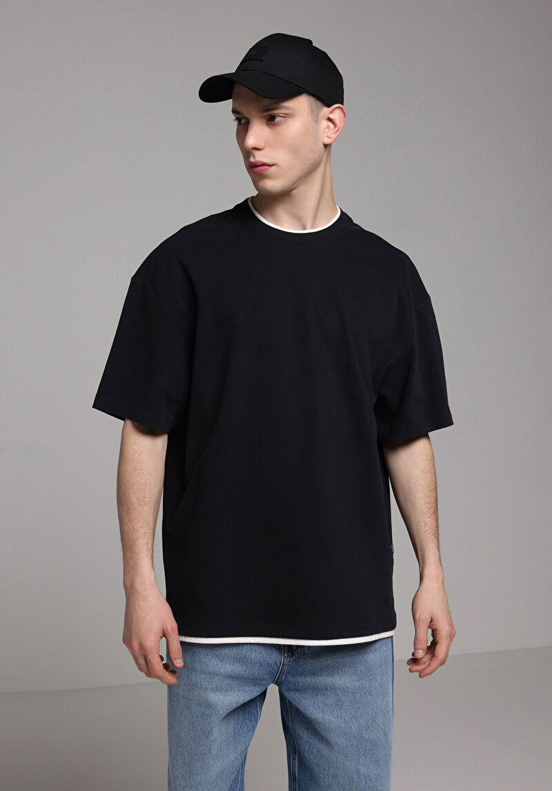 Oversize Fit Yuvarlak Yaka Düz Erkek Siyah Kısa Kol Tişört