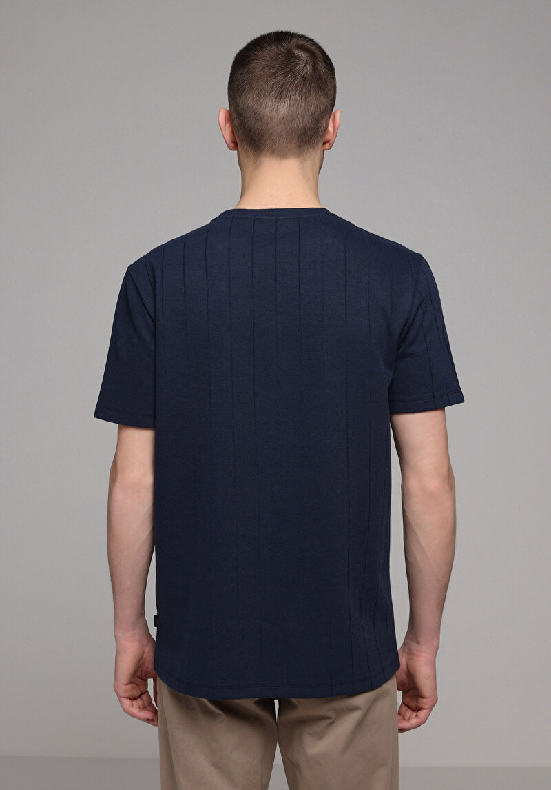 Regular Fit Yuvarlak Yaka Düz Erkek Lacivert Kısa Kol Tişört