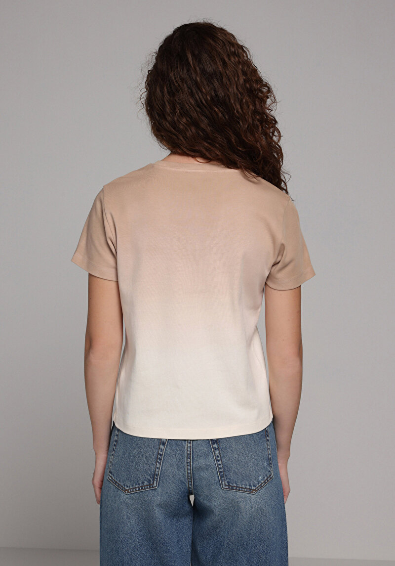 Regular Fit Yuvarlak Yaka Baskılı Kadın Bej Kısa Kol Tişört