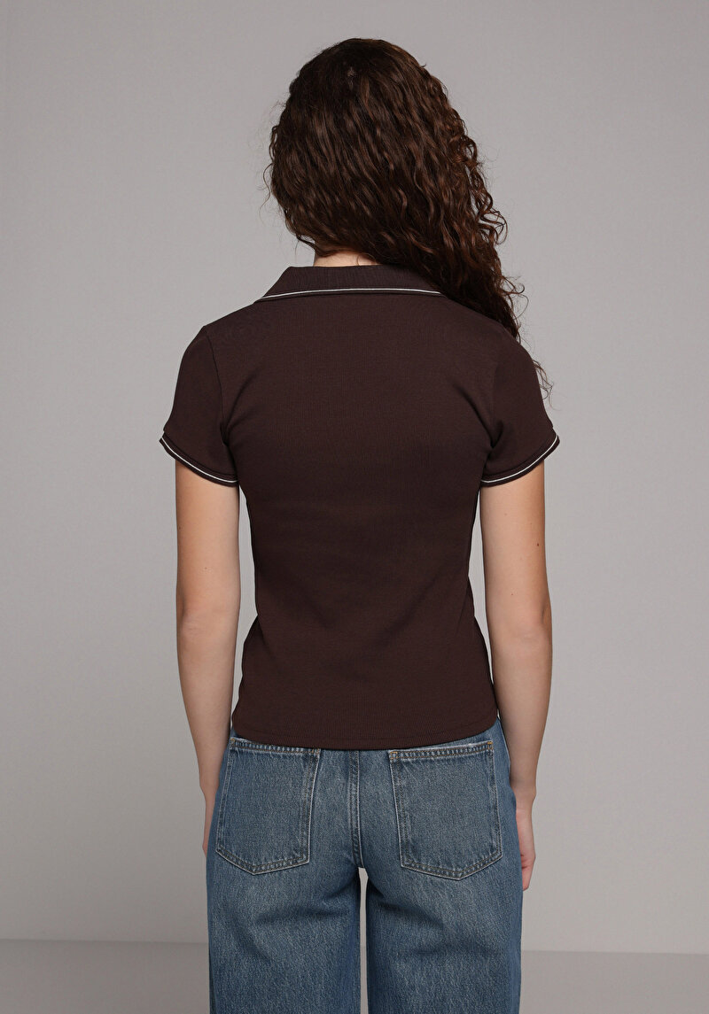 Slim Fit Polo Yaka Düz Kadın Kahverengi Kısa Kol Tişört