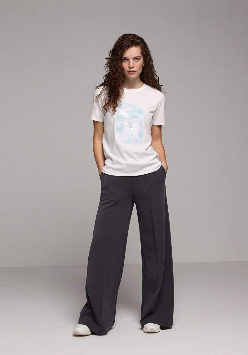 Regular Fit Yuvarlak Yaka Baskılı Kadın Beyaz Kısa Kol Tişört