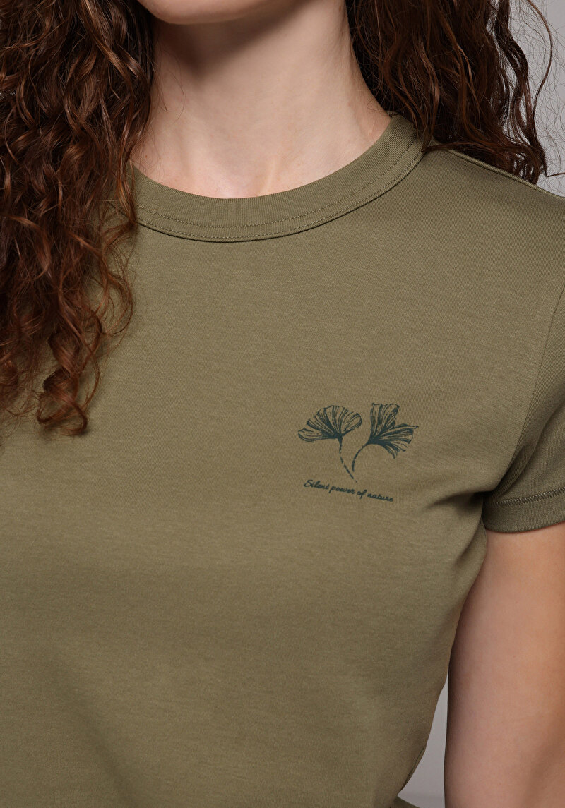 Slim Fit Yuvarlak Yaka Baskılı Kadın Yeşil Kısa Kol Tişört