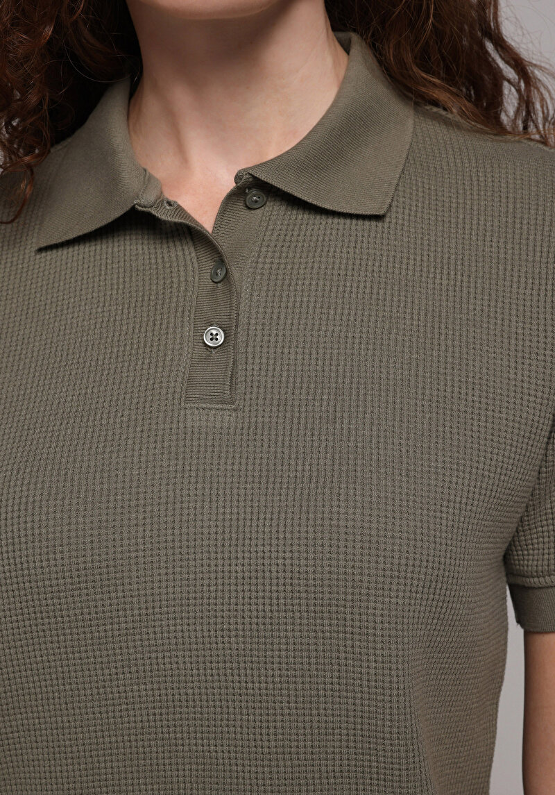 Regular Fit Düğmeli Kadın Yeşil Polo Yaka Tişört