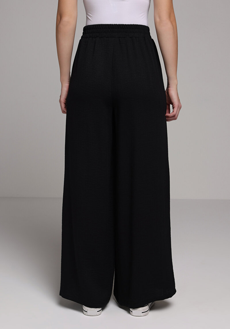 Regular Fit Yüksel Bel Geniş Paça Kadın Siyah Pantolon