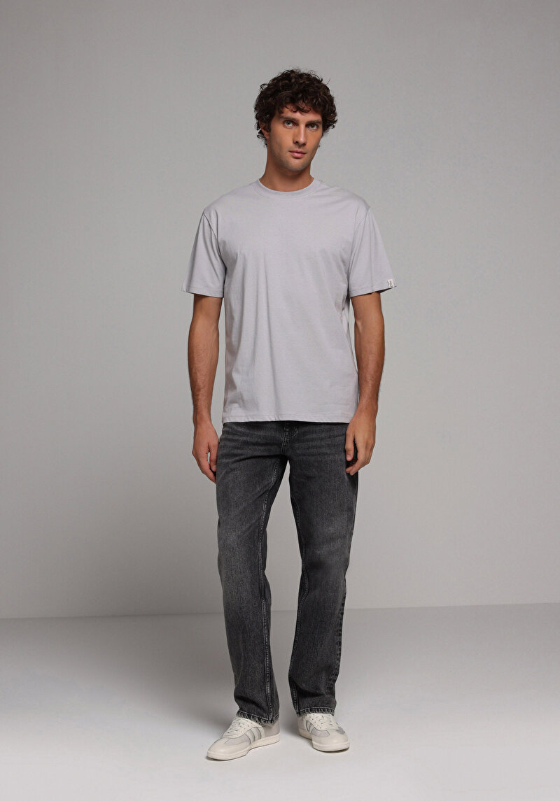 Comfort Fit Yuvarlak Yaka Düz Erkek Gri Kısa Kol Tişört