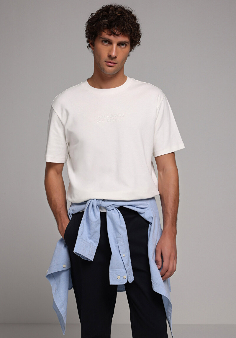 Comfort Fit Yuvarlak Yaka Düz Erkek Beyaz Kısa Kol Tişört