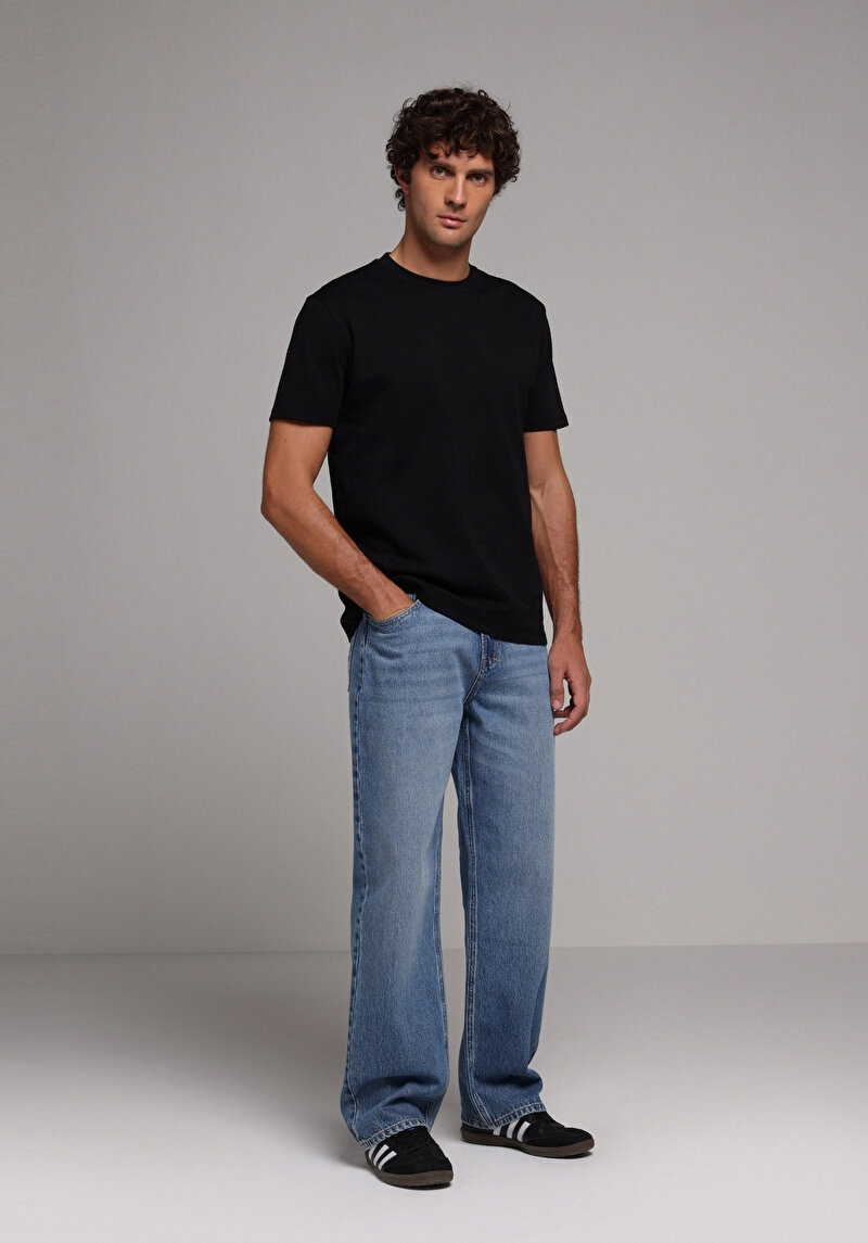 Regular Fit Yuvarlak Yaka Düz Erkek Siyah Kısa Kol Tişört