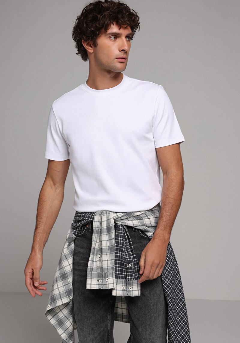 Regular Fit Yuvarlak Yaka Düz Erkek Beyaz Kısa Kol Tişört
