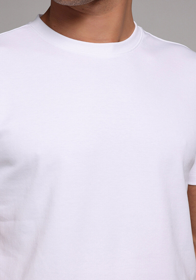 Regular Fit Yuvarlak Yaka Düz Erkek Beyaz Kısa Kol Tişört