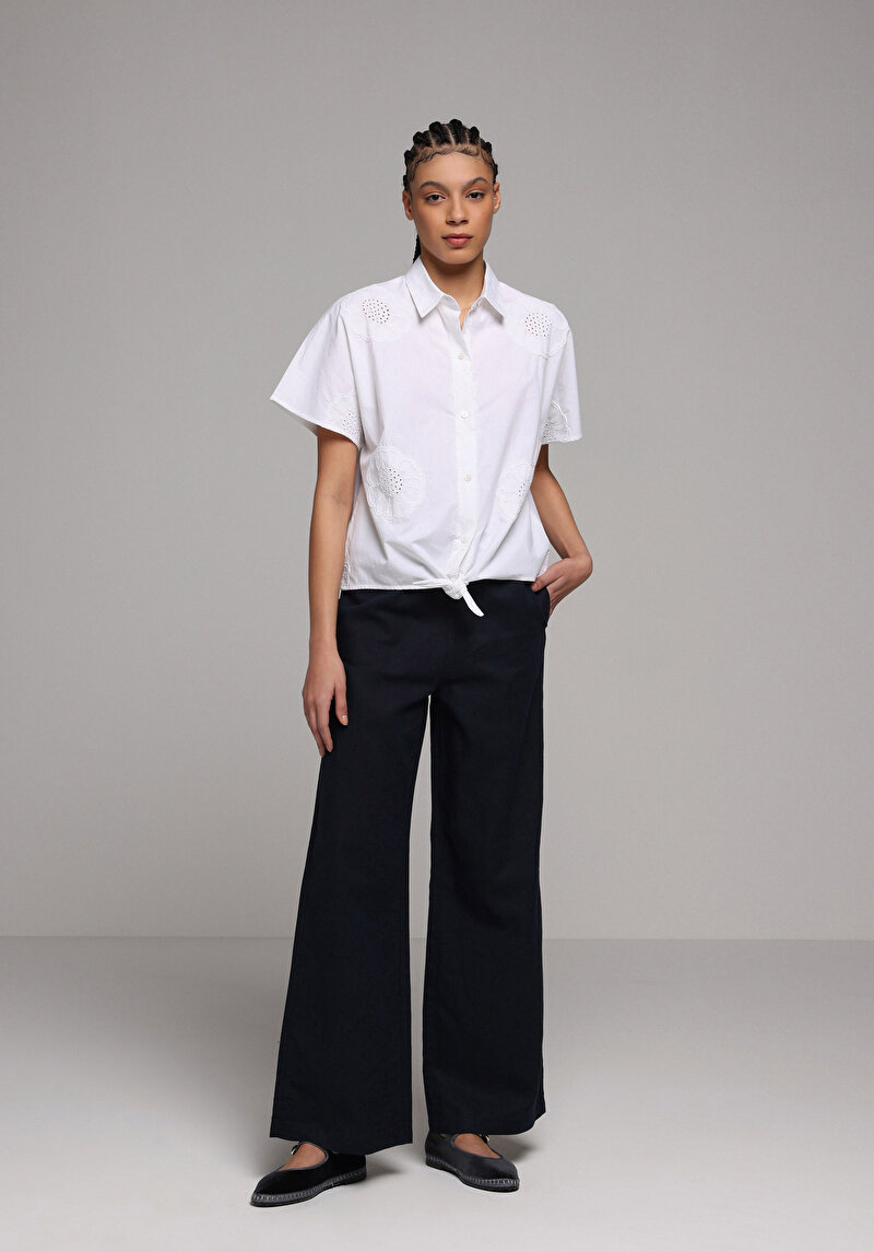 Fashion Fit Shirt Neck Nakışlı Kadın Beyaz Kısa Kol Gömlek