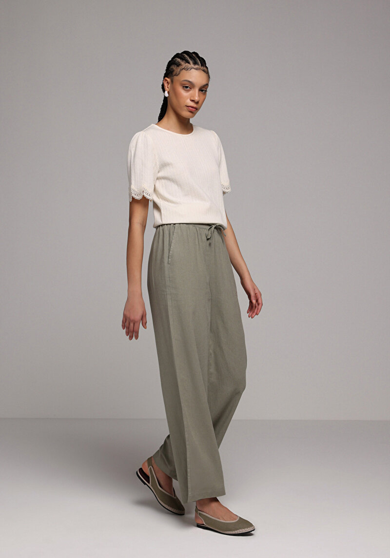 Regular Fit Yuvarlak Yaka Düz Kadın Ekru Kısa Kol Tişört