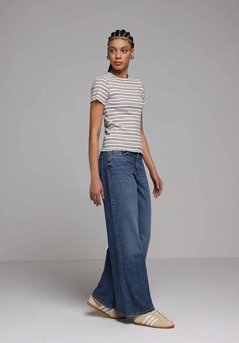 Slim Fit Yuvarlak Yaka Çizgili Kadın Çok Renkli Kısa Kol Tişört