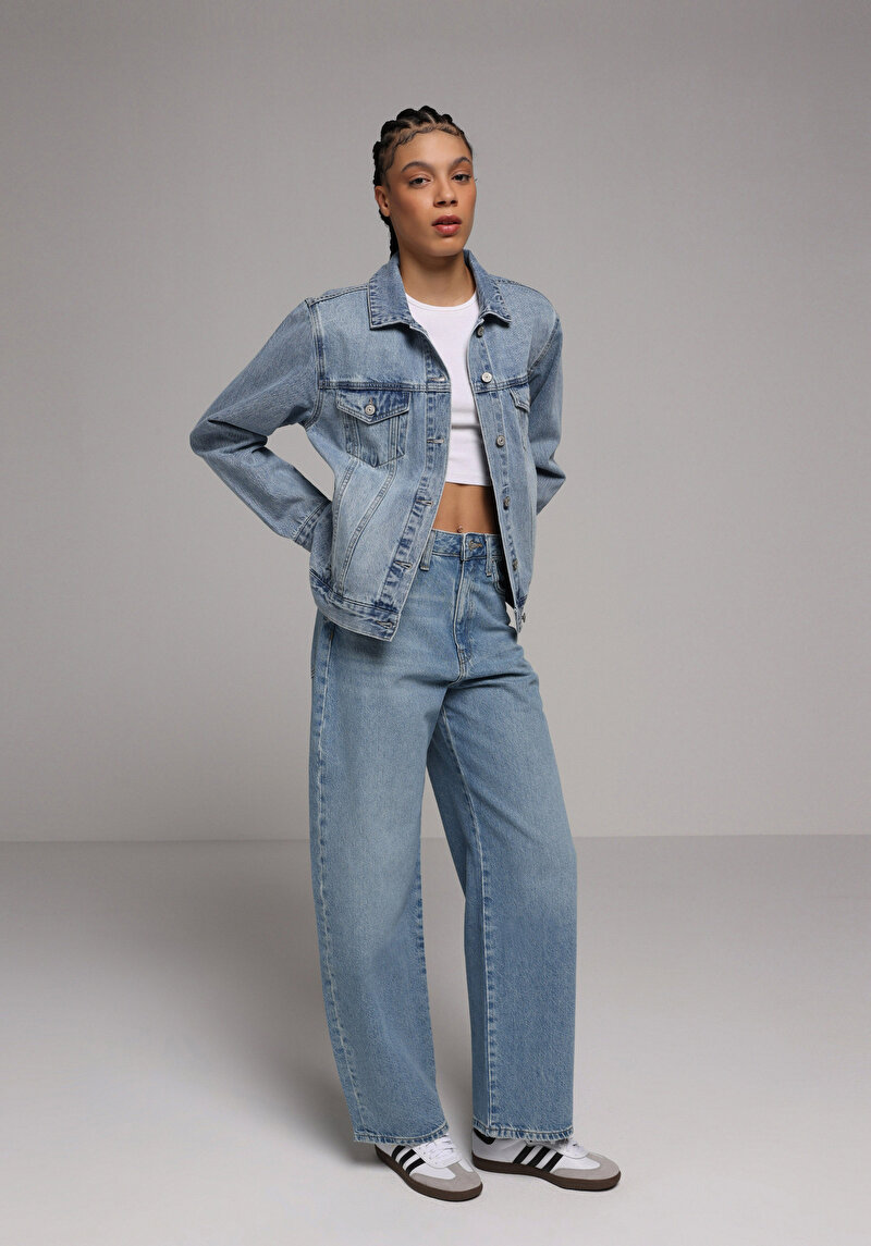 Regular Fit Düğmeli Astarsız  Kadın Mid İndigo Denim Ceket