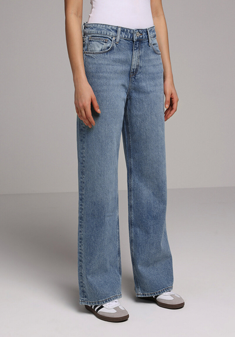 Regular Fit   Kadın Light İndigo Denim Jean Pantolon