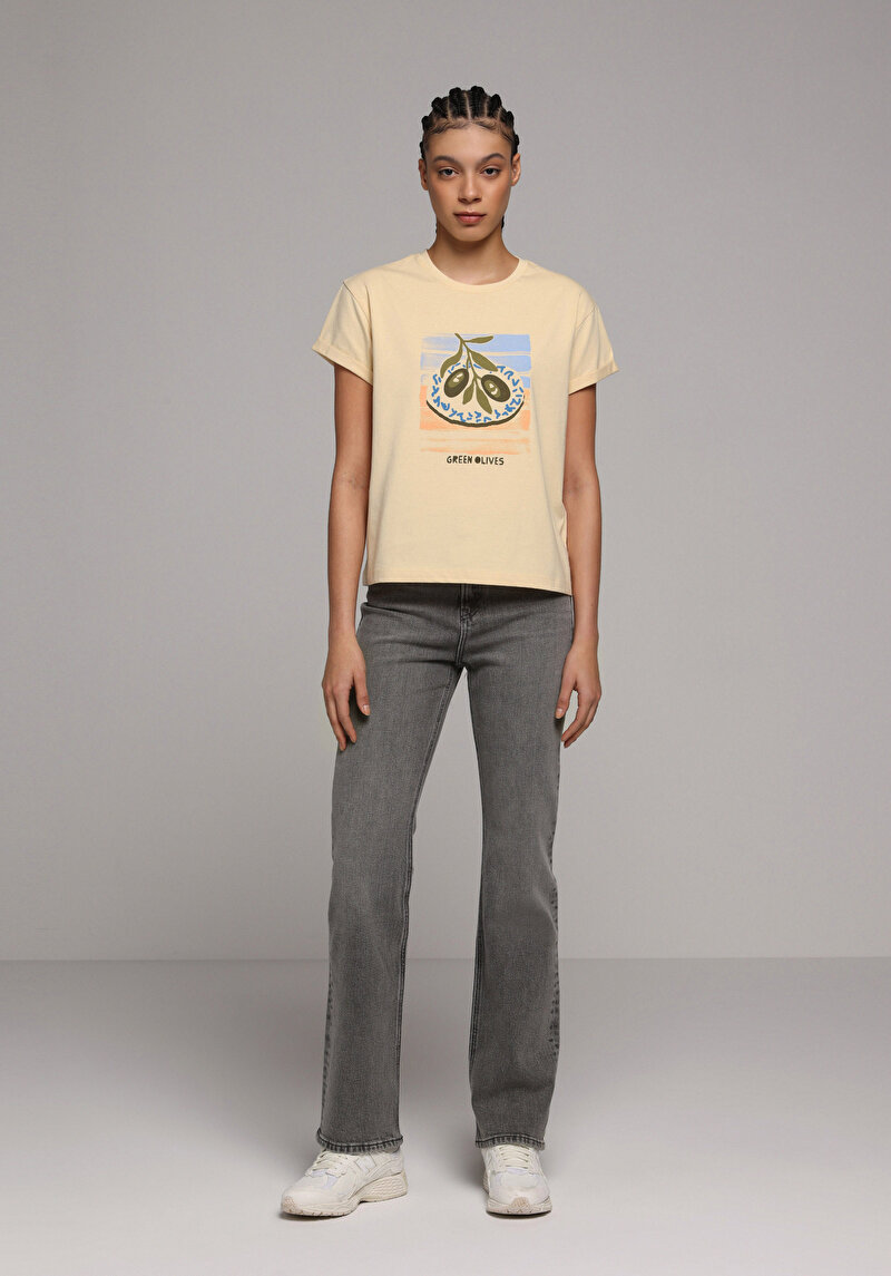 Regular Fit Yuvarlak Yaka Baskılı Kadın Sari Kısa Kol Tişört