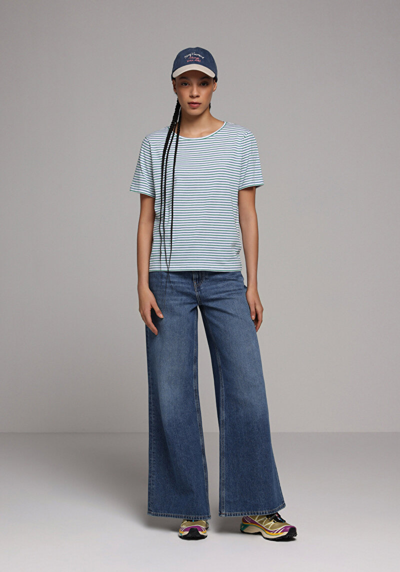 Regular Fit Yuvarlak Yaka Çizgili Kadın Yeşil Kısa Kol Tişört