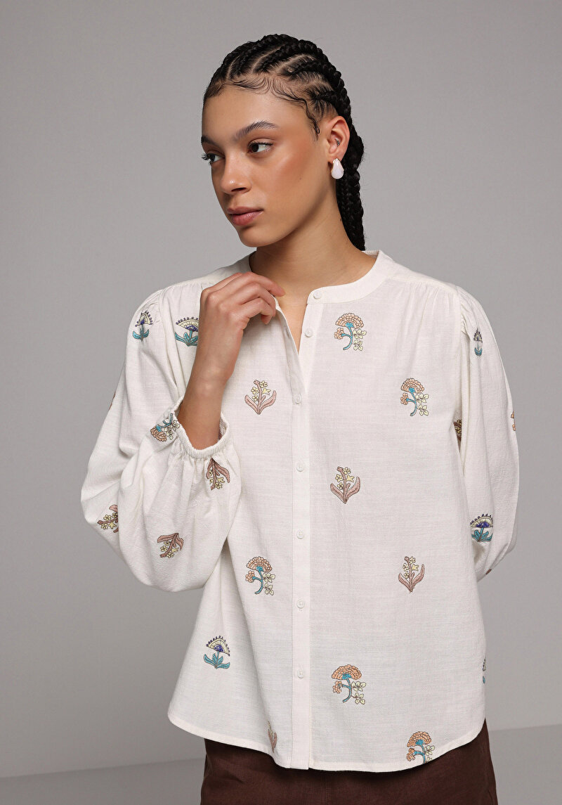 Fashion Fit Yuvarlak Yaka Nakışlı Kadın Ekru Uzun Kol Gömlek