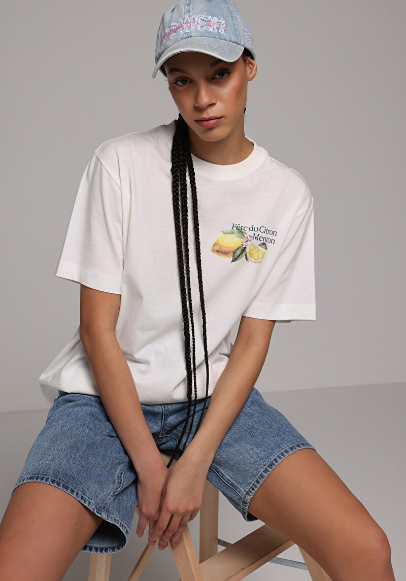 Regular Fit Yuvarlak Yaka Baskılı Kadın Beyaz Kısa Kol Tişört