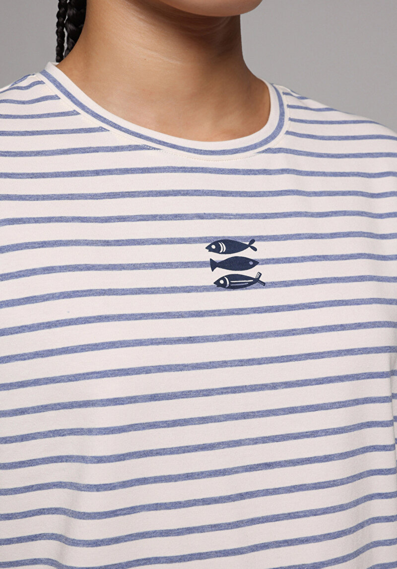 Regular Fit Yuvarlak Yaka Çizgili Kadın Mavi Kısa Kol Tişört