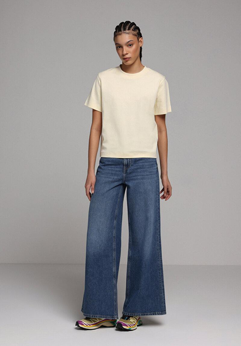 Boxy Fit Yuvarlak Yaka Düz Kadın Sari Kısa Kol Tişört