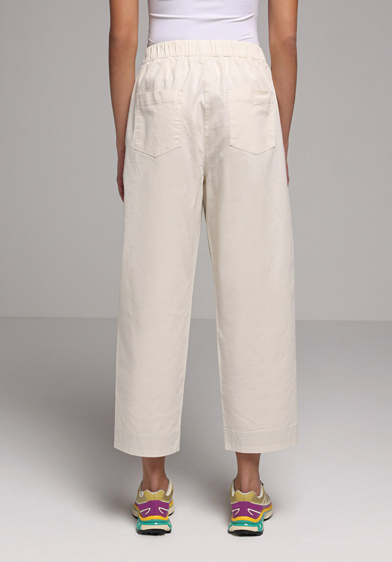 Regular Fit Yüksel Bel Geniş Paça Kadın Ekru Pantolon