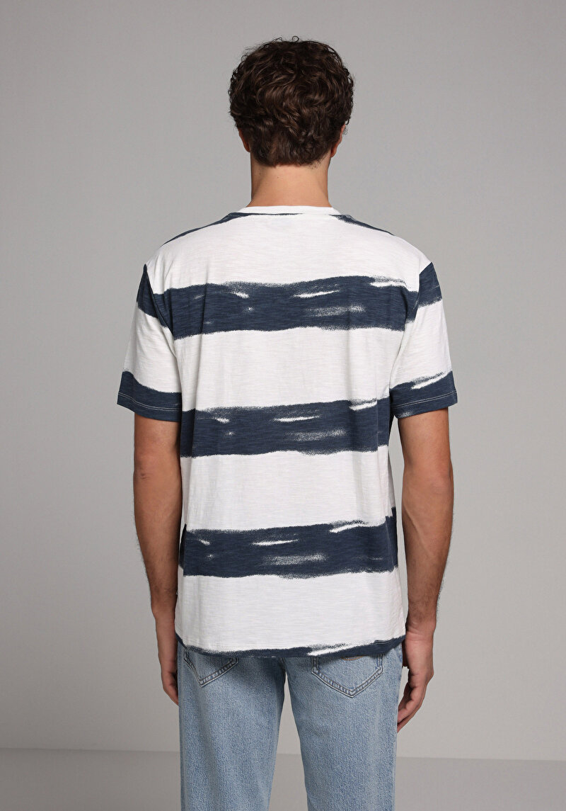 Comfort Fit Yuvarlak Yaka Çizgili Erkek Lacivert Kısa Kol Tişört