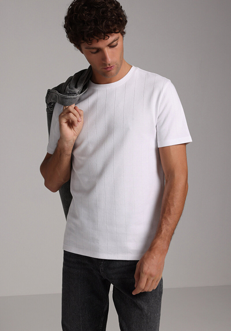 Regular Fit Yuvarlak Yaka Düz Erkek Beyaz Kısa Kol Tişört