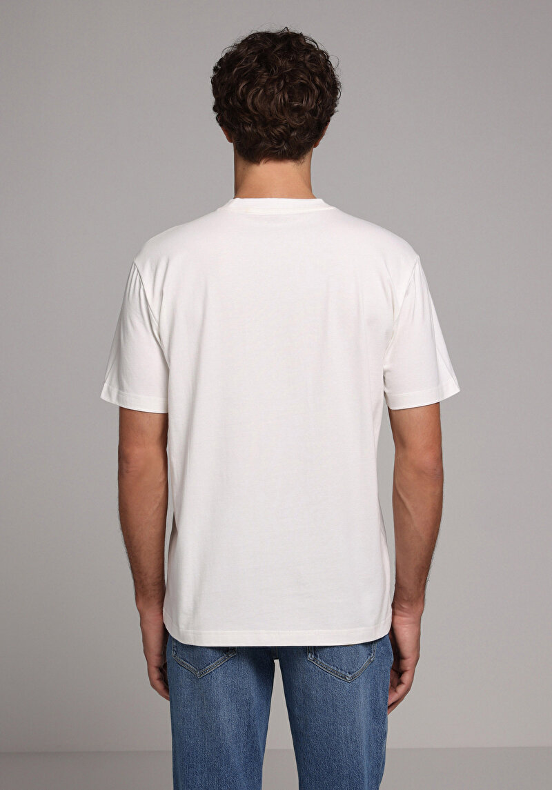Comfort Fit Yuvarlak Yaka Düz Erkek Beyaz Kısa Kol Tişört