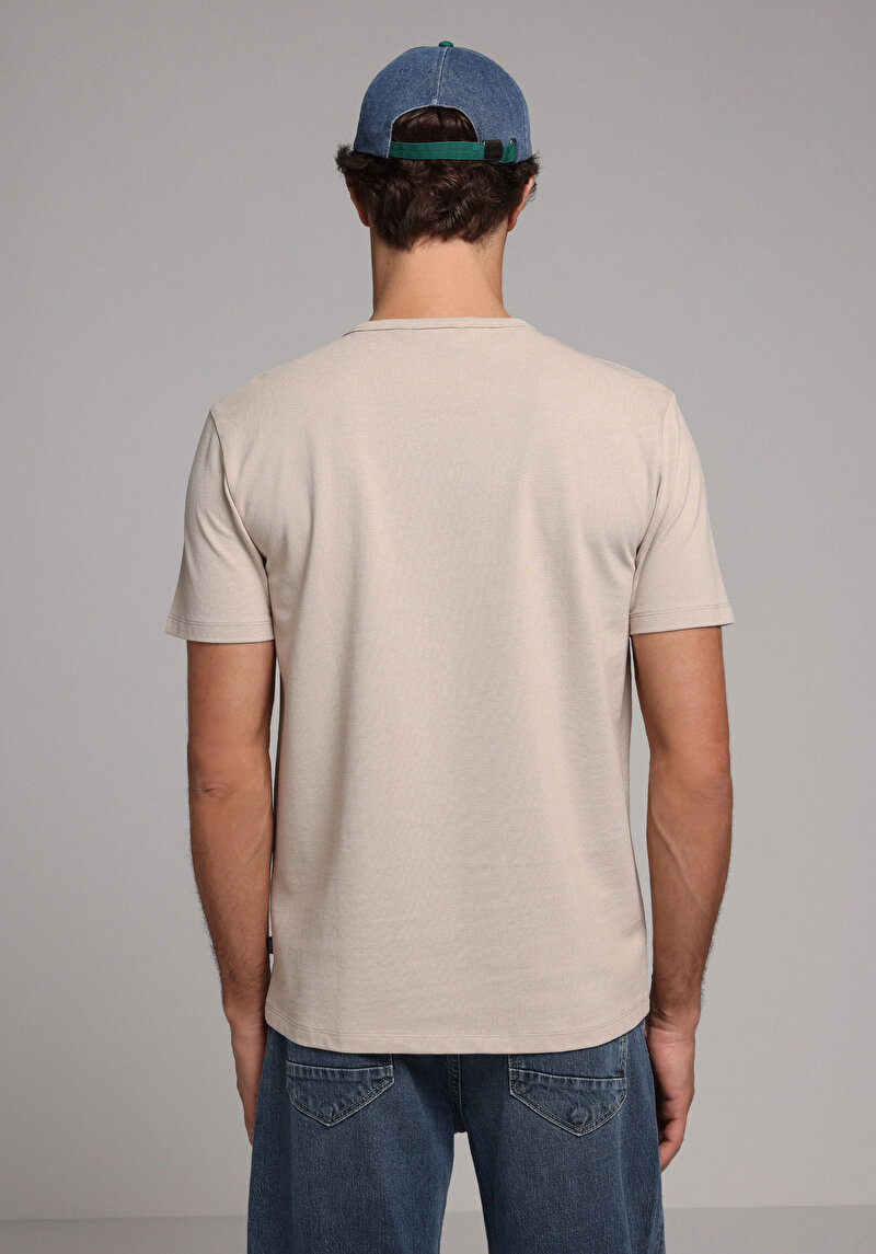 Regular Fit Yuvarlak Yaka Düz Erkek Bej Kısa Kol Tişört