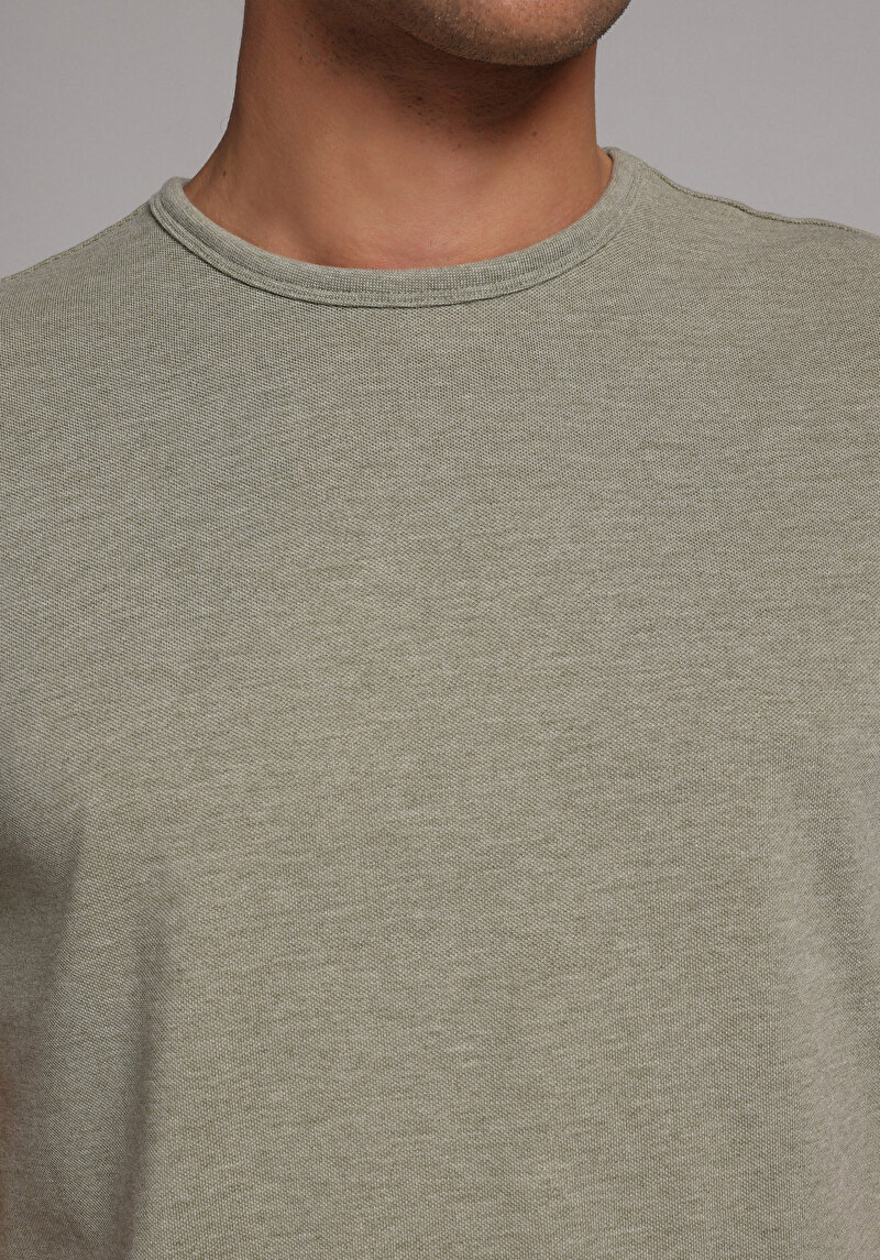 Regular Fit Yuvarlak Yaka Düz Erkek  Kısa Kol Tişört