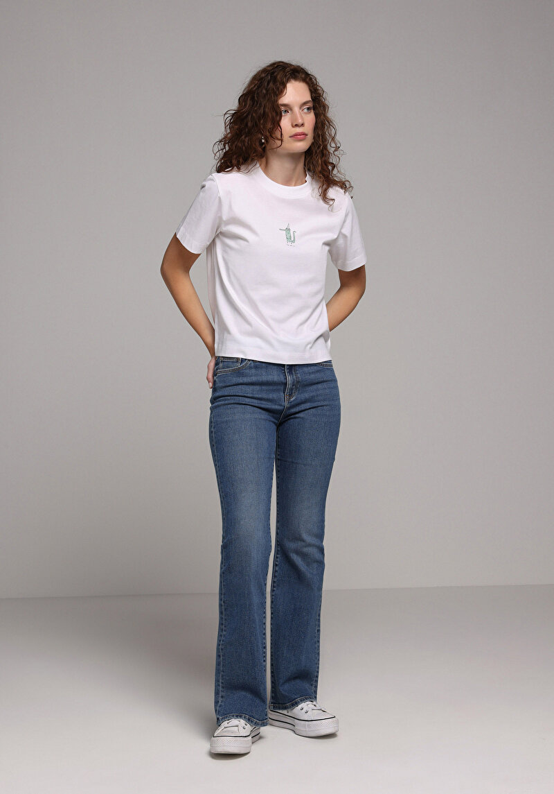 Boxy Fit Yuvarlak Yaka Baskılı Kadın Beyaz Kısa Kol Tişört