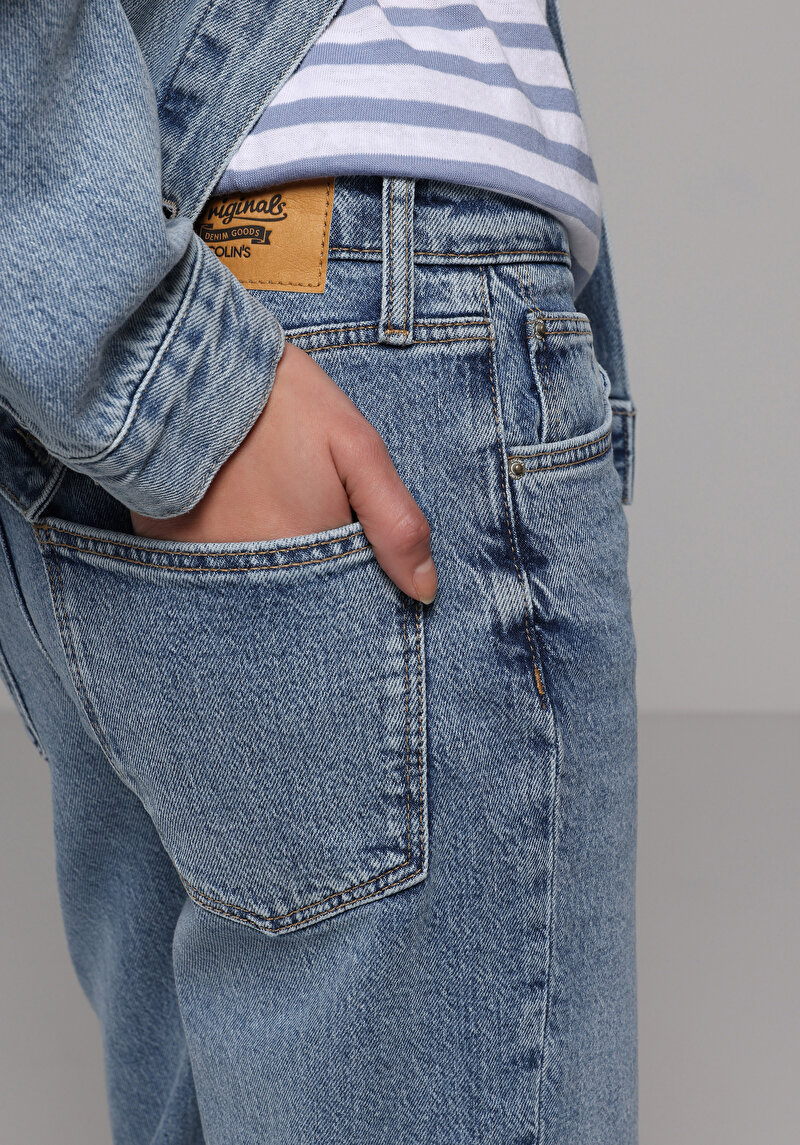 Straight Fit   Kadın Light İndigo Denim Jean Pantolon