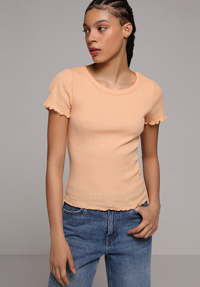 Slim Fit Yuvarlak Yaka Düz Kadın Kısa Kol Tişört