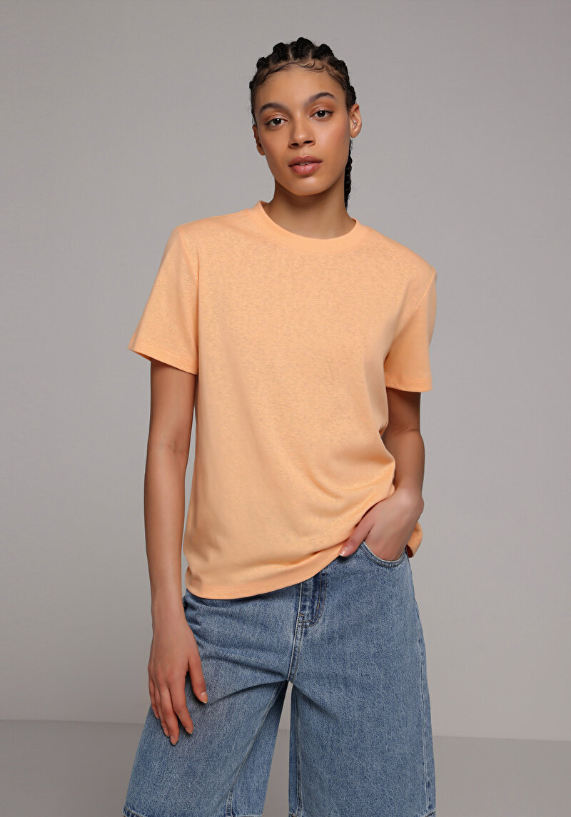 Regular Fit Yuvarlak Yaka Düz Kadın Turuncu Kısa Kol Tişört