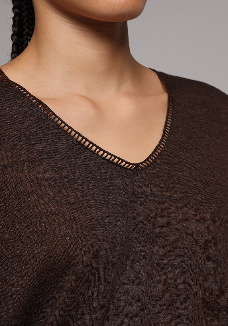 Regular Fit V Yaka Düz Kadın Kahverengi Kısa Kol Tişört